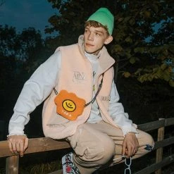 TAKA ORIGINAL DAISY FLORAL FLEECE CROSSBODY BAG