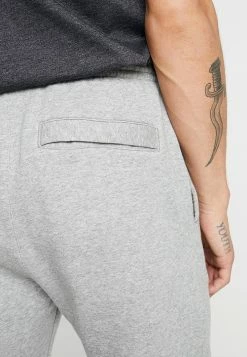 NIKE CLUB PANTS GRAY