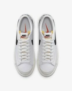 NEW ARRIVALS NIKE BLAZER LOW '77 VINTAGE WHITE/ BLACK SAIL