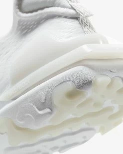 NEW ARRIVALS NIKE REACT VISION