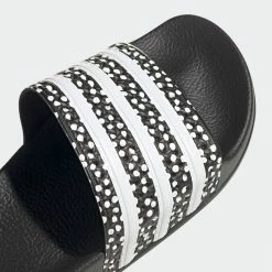 ADIDAS ADILETTE CORE BLACK SNEAKERS