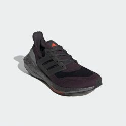 ADIDAS ULTRABOOST 21 SNEAKERS