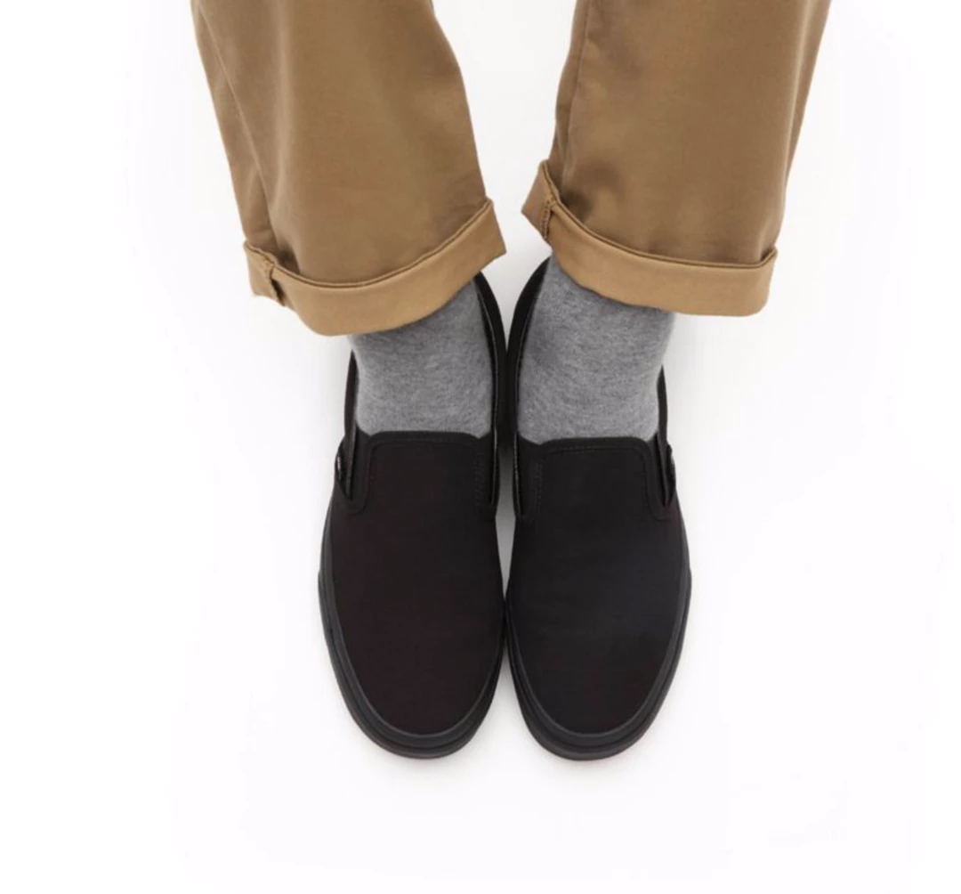 NEW ARRIVALS VANS CLASSIC SLIP-ON 6 NEW ARRIVALS VANS CLASSIC SLIP-ON