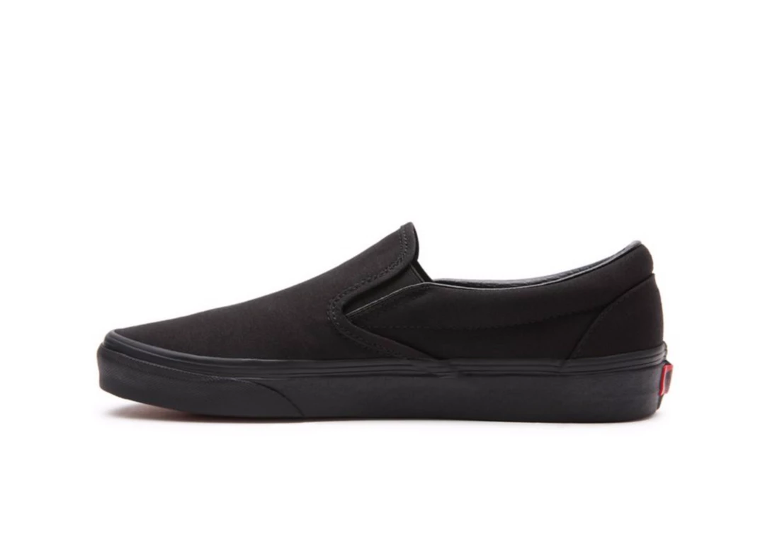 NEW ARRIVALS VANS CLASSIC SLIP-ON 7 NEW ARRIVALS VANS CLASSIC SLIP-ON