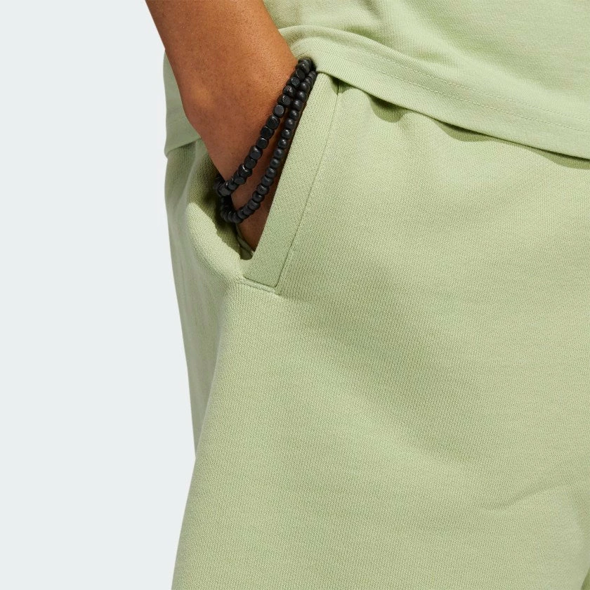 ADIDAS SHORT HEAVYWEIGHT SHMOOFOIL - MAGIC LIME / SHADOW NAVY NEW ARRIVALS 6 ADIDAS SHORT HEAVYWEIGHT SHMOOFOIL - MAGIC LIME / SHADOW NAVY NEW ARRIVALS