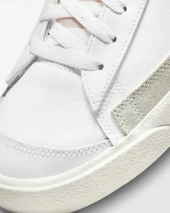NIKE BLAZER MID '77 SNEAKERS