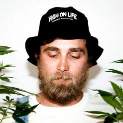 HANNIBAL STORE X FACT FARM - HIGH ON LIFE BUCKET HAT